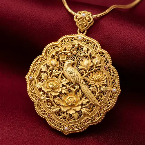 Elegant Gold Pendant with Traditional Chinese Patterns
