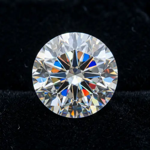 Brilliant Round Diamond | Exceptional Shine & Brilliance