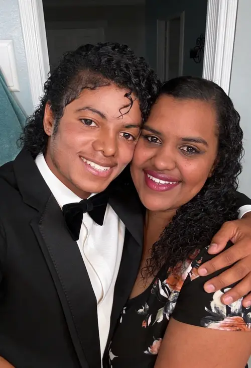 Casual Selfie with Michael Jackson
