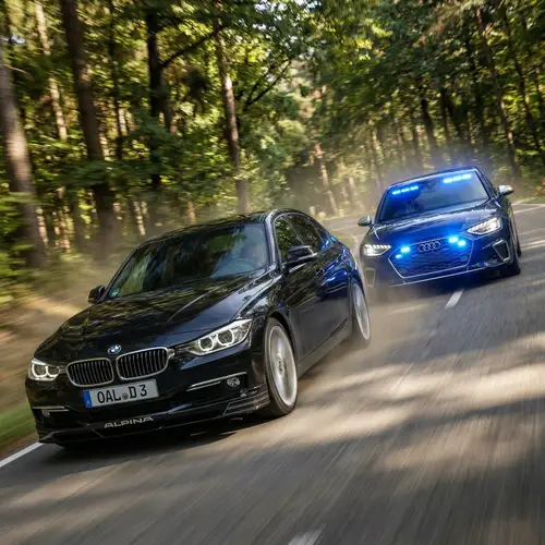 B9 S4 TDI vs F30 Alpina D3: High-Speed Chase