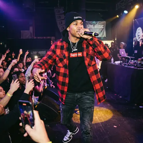 Light Skin Rapper in Supreme Style