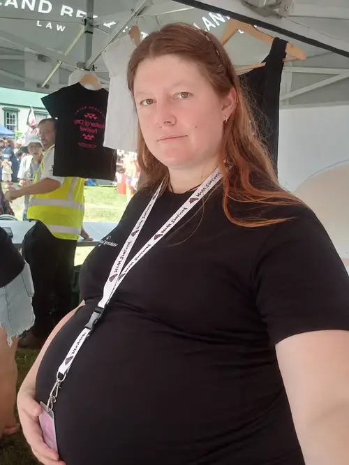 Embrace a Big and Round Belly Look