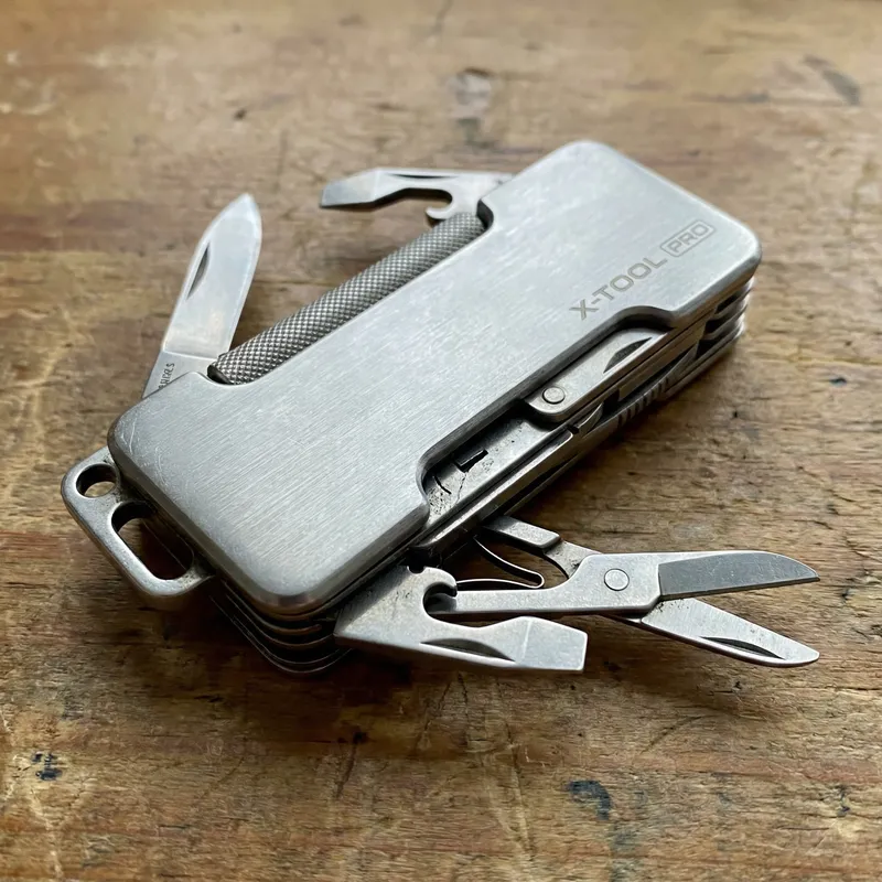 Multi-Functional Portable Tool Multi-Functional Portable Tool