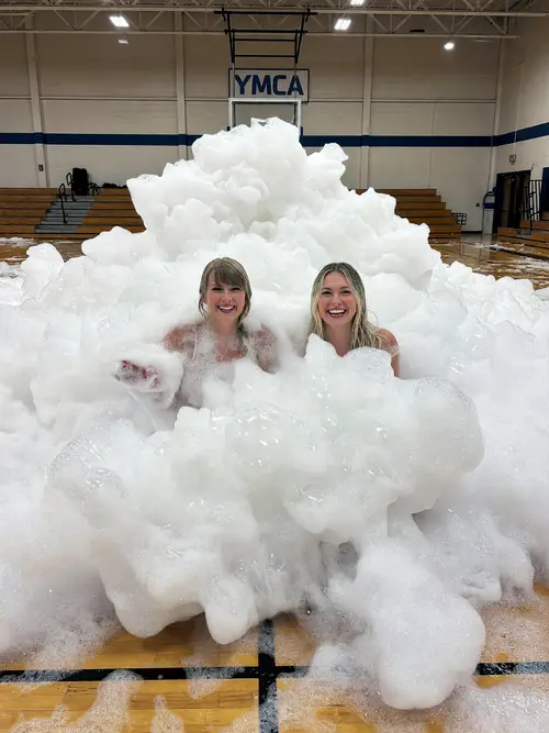 Taylor Swift & Hilary Duff's Epic Foam Party Shoot