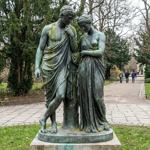 Generic Statue - Classic Art for Home Decor