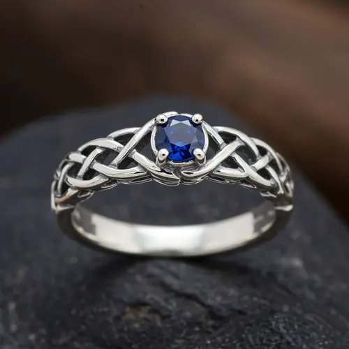 Silver Witch Knot Ring with Center Stone