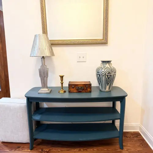Antique & Art Deco Entryway Table Decor Ideas
