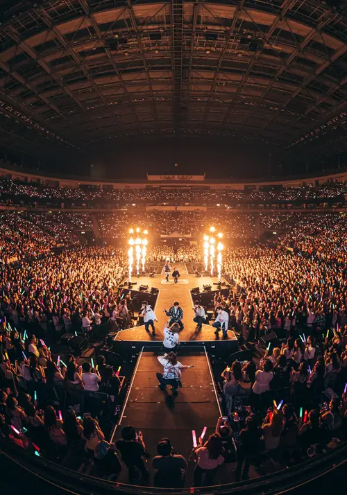 Kickflip Kpop Group: Epic Concert with Fans