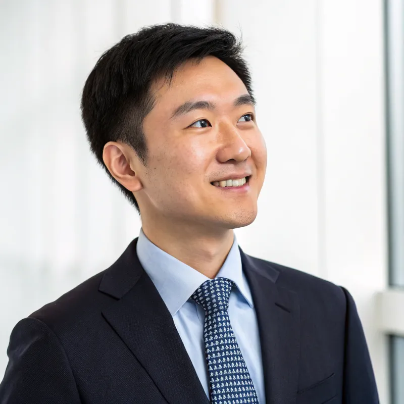 Professional LinkedIn Photo for Chinese Businessman Professional LinkedIn Photo for Chinese Businessman