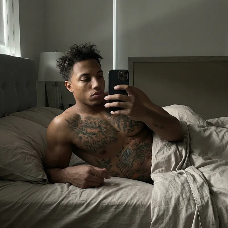Waking Up in Bed: Morning Selfie Moments