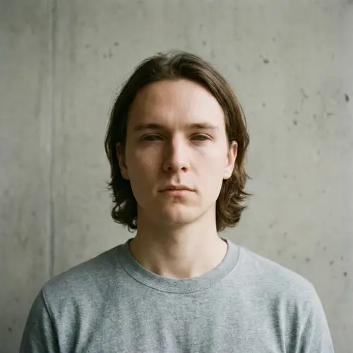 Poker Face - Neutral Expression Human Figure