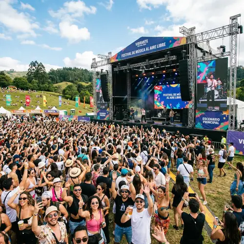 Outdoor Music Festival: Experience Live Music Fun