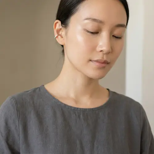Radiant Skin Portraiture: Minimalist glowing skin close-up