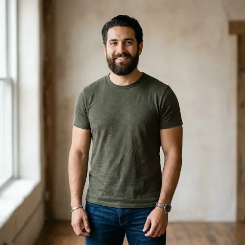 30-Year-Old Medium-Bearded Hispanic Man | Friendly Portrait