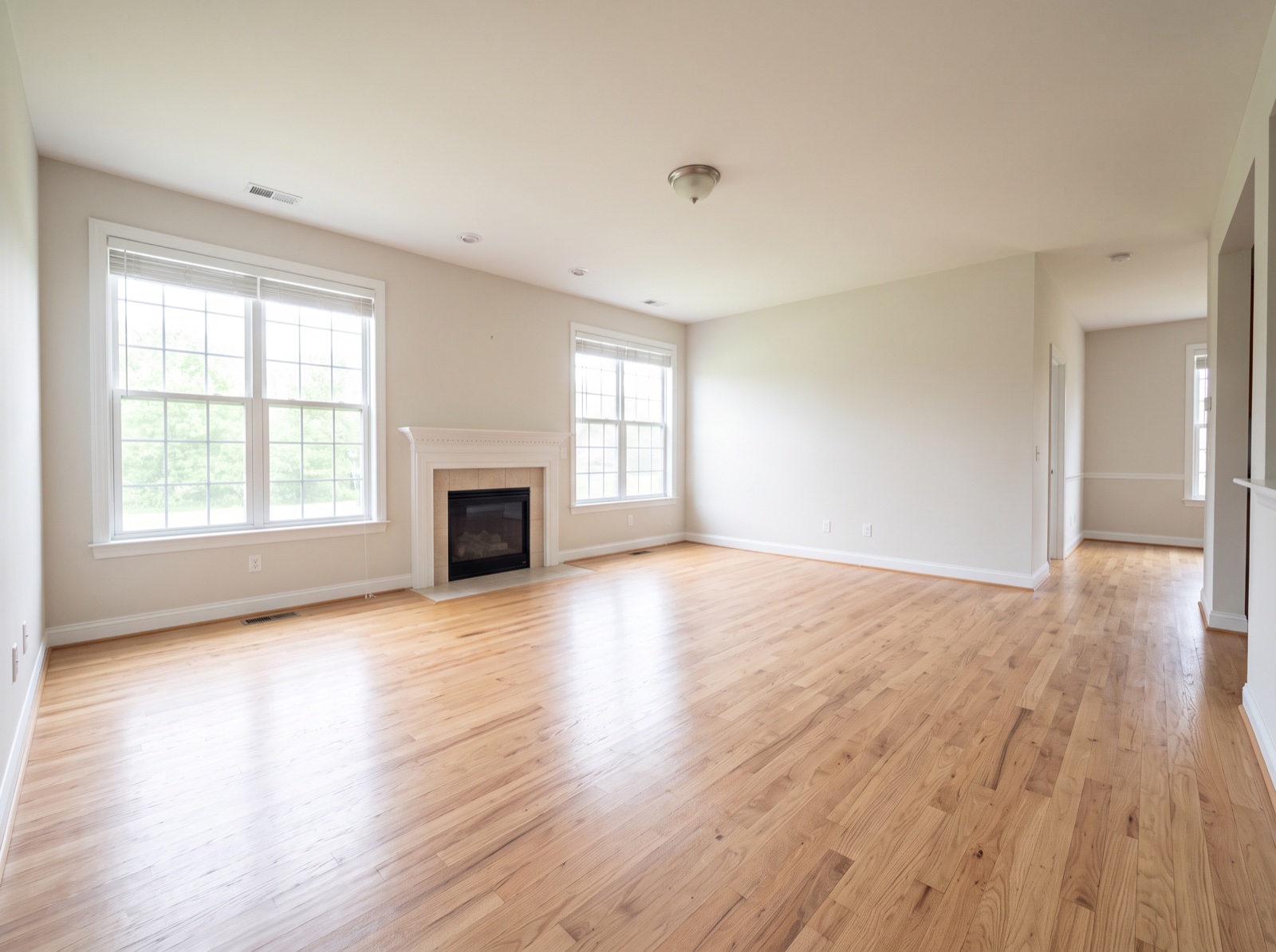 Empty living room listing photo before AI virtual staging