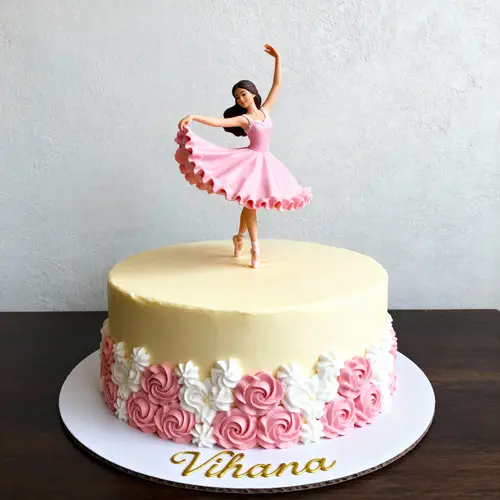 Vihana's Dancing Girl Cake Design