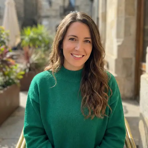 Beautiful And Attractive Woman - Stunning Images