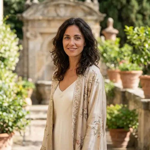 Sophisticated Glamour: Elegant Woman with Sparkling Eyes