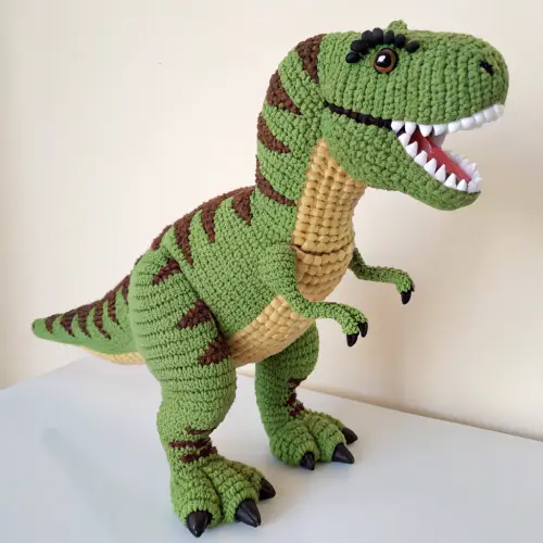 Crocheted T-Rex: A Fun DIY Project