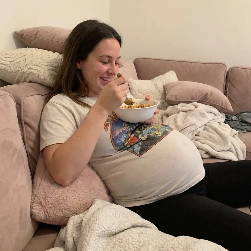 Stunning Belly Stuffing with a Beautiful Fat Girl Stunning Belly Stuffing with a Beautiful Fat Girl