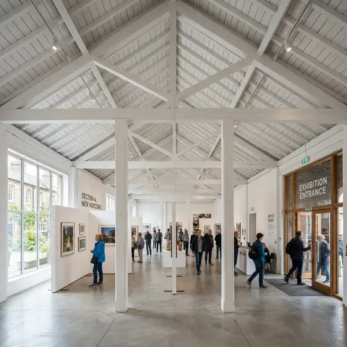 Open-Plan Exhibition Hall with White Interior | Venue Showcase