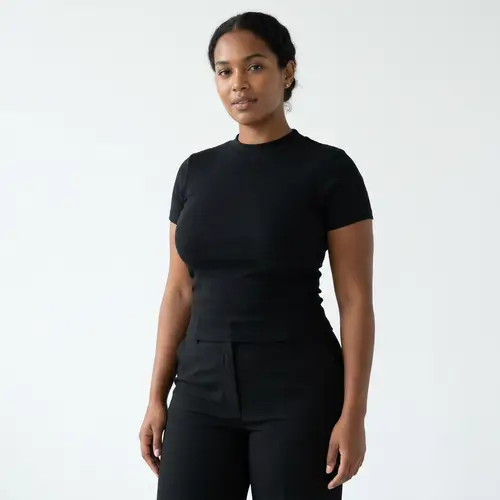 Black Cotton Short Sleeve Top | Body-Hugging Fit