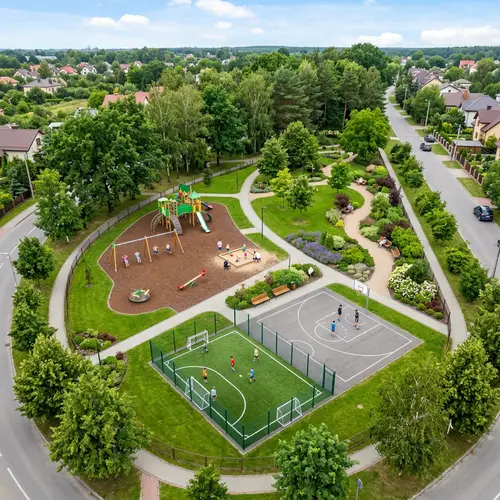 Spacious Urban Park with Recreation and Sports Facilities