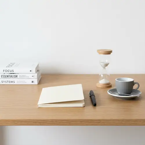 Efficiency and Minimalism: A Minimalist Composition