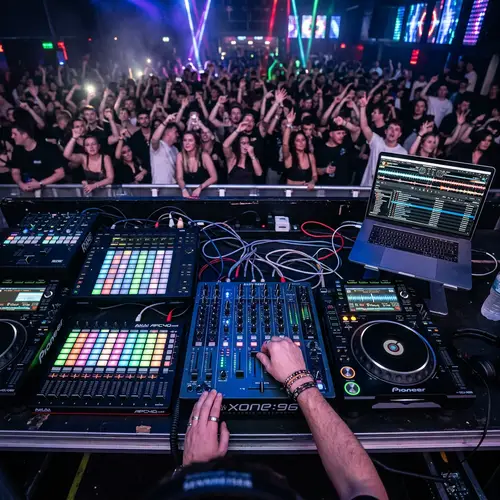 Professional MIDI DJ Controller Setup for DJ Performances