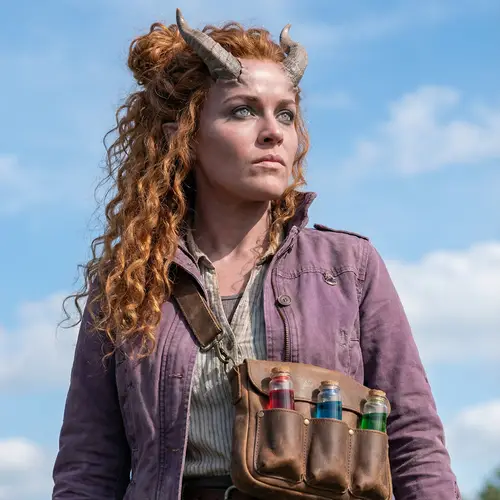 Hispanic Woman with Short Horns and Gray-Pink Skin | Resilient Character Portrait