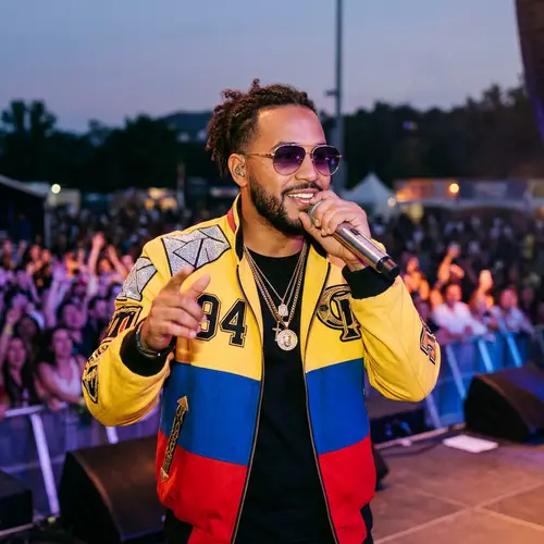 Male Puerto Rican Singer with Unique Fashion Sense