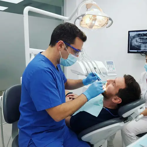 Dentist Treating Messi: A Unique Photo Opportunity