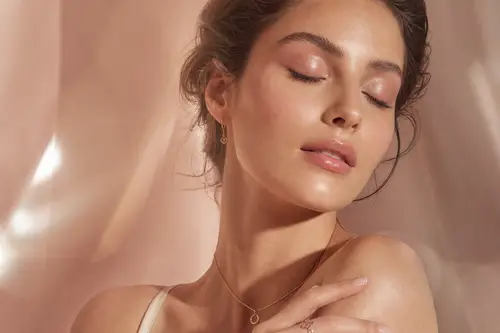 Radiant Skin: Luxury Beauty Portrait Photography