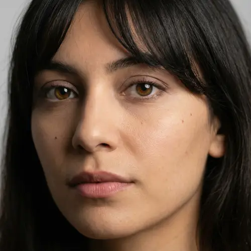 Ultra-Realistic Studio Portrait of a Woman