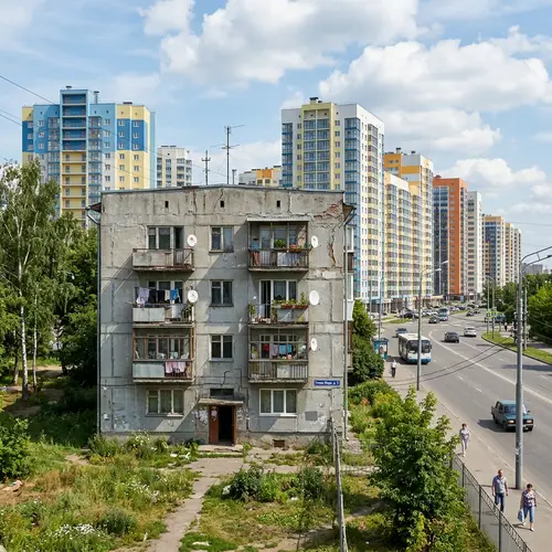 Charming Three-Story Khrushchyovka House in Russia