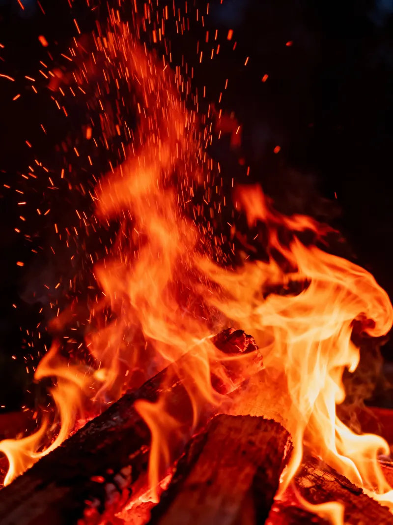 Captivating Burning Fire: A Fiery Display