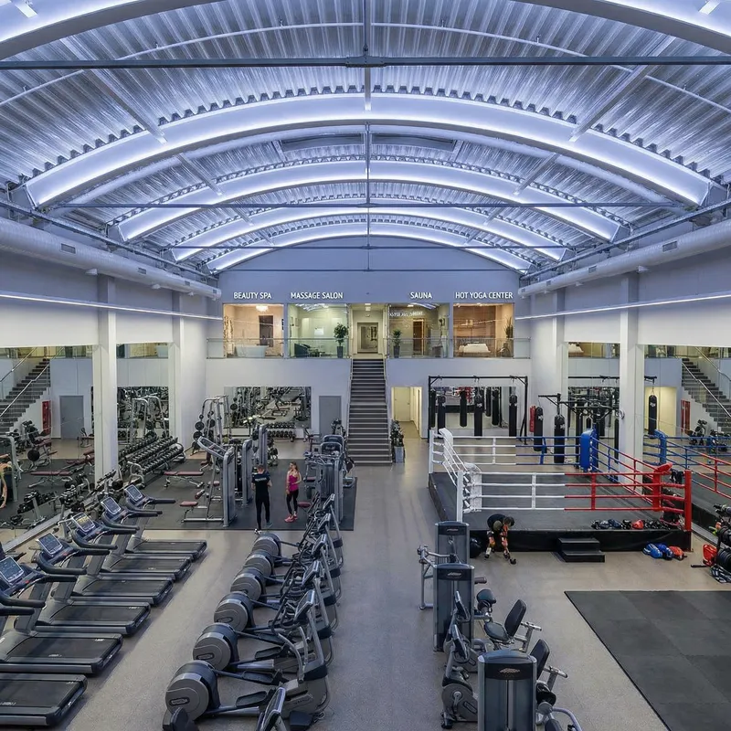 Transformative 10,000 Sq Ft Gym Experience