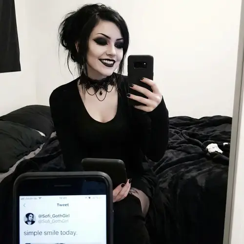 Goth Girl Sofi: Stunning Smiles & Style