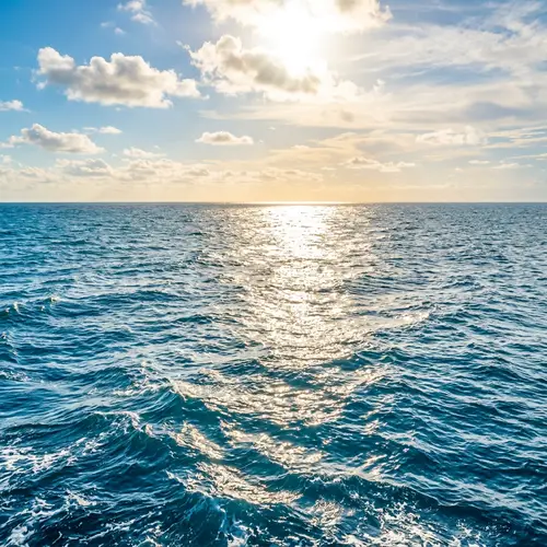 Beautiful Sea Snapshot | Azure Waters & Golden Sunlight