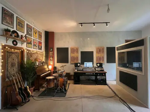 Stylish Music Studio with Unique Decor