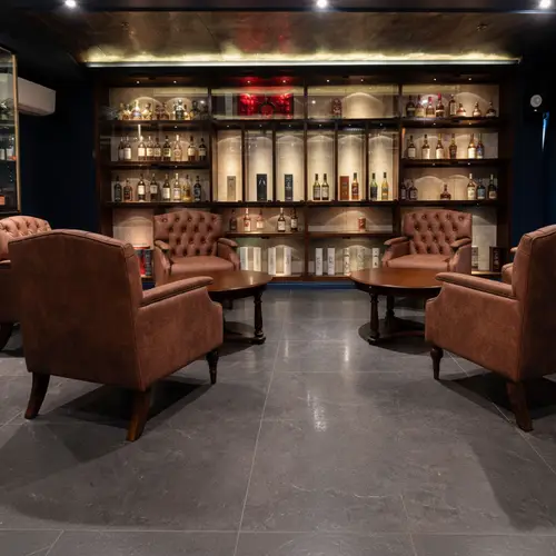 Professional Lounge Photo Enhancement Services