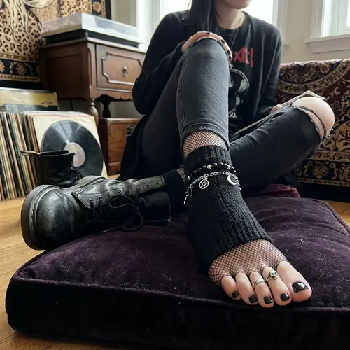 Gothic Girl with Beautiful Feet in Black Polish