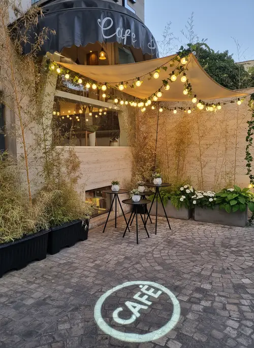 Creative Outdoor Cafe Layout Designs