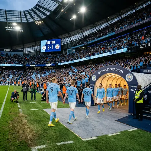Inside Etihad Stadium: Players in the Tunnel